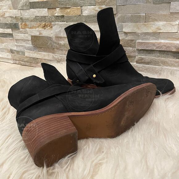 UGG 10 Elora Black Nubuck Leather Boots | Western Revival, Punk Rock, Foldover - Picture 5 of 12
